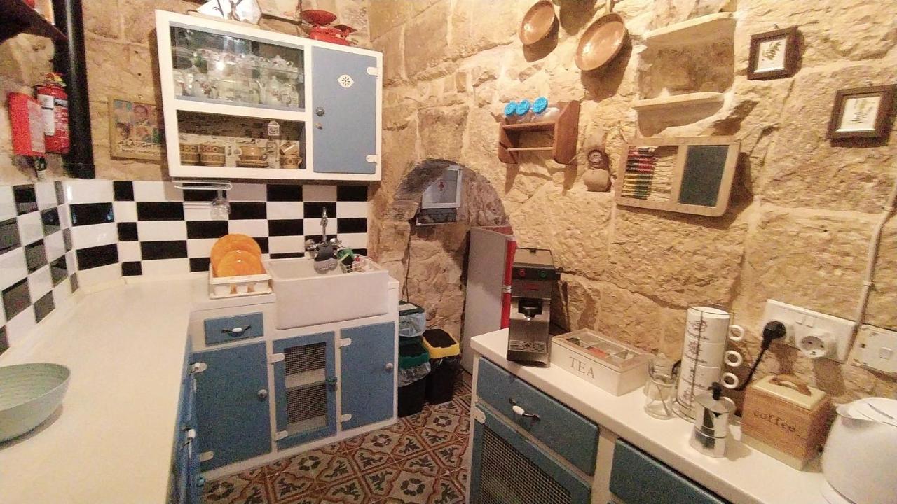 Fusion Homestay Accommodation Моста Екстериор снимка