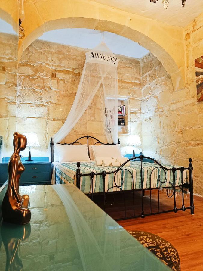 Fusion Homestay Accommodation Моста Екстериор снимка